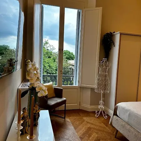 Elegance In The Center Of Florence: Palazzo